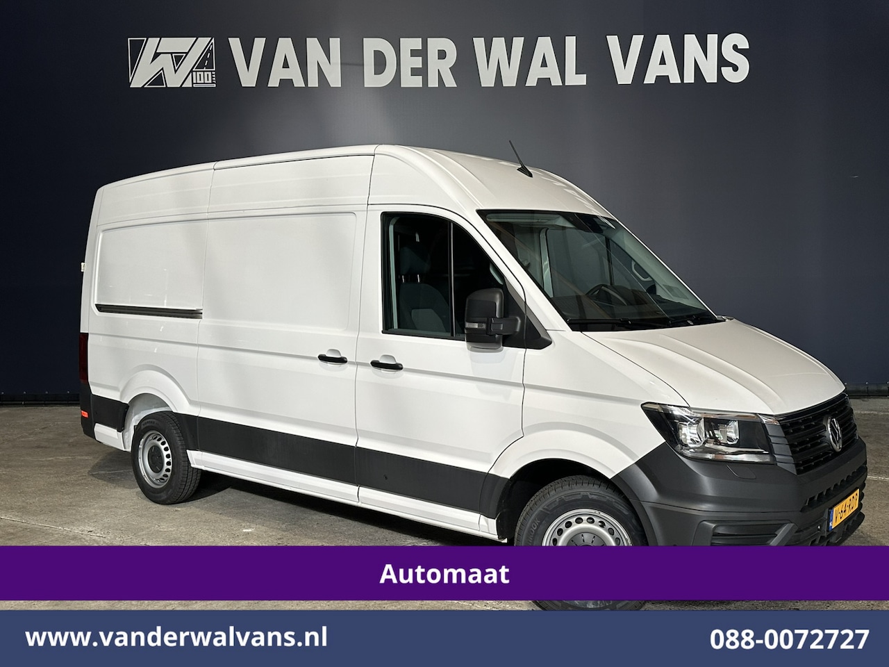 Volkswagen Crafter - 2.0 TDI 141pk Automaat L3H3 L2H2 Euro6 Airco | Camera | Apple Carplay | 3000kg Trekhaak | - AutoWereld.nl