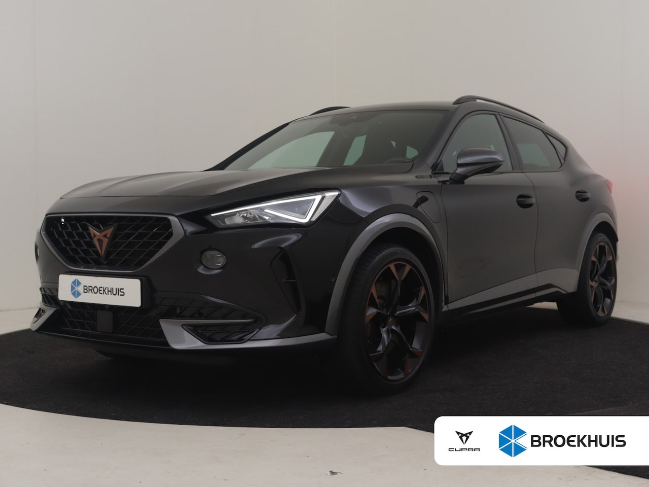 CUPRA Formentor - VZ e-Hybrid | Camera | Elektr stoel incl memory | Stoel/stuurverw | Parkeer assistent | Ap - AutoWereld.nl