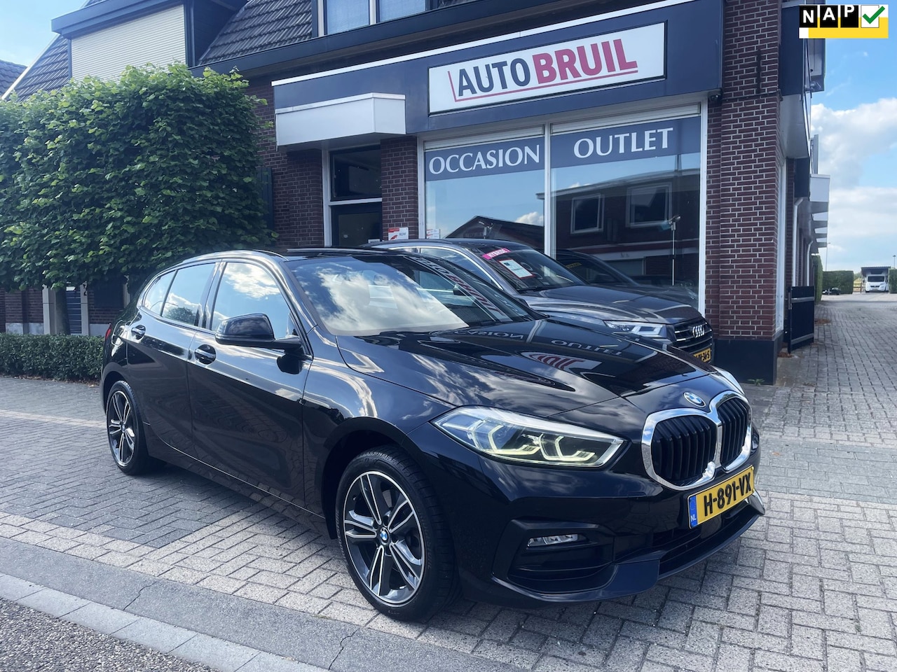 BMW 1-serie - 118i Executive Edition 1e Eig. NL auto |Virtual Cockp.|Leder|Navi|Led|Clima - AutoWereld.nl