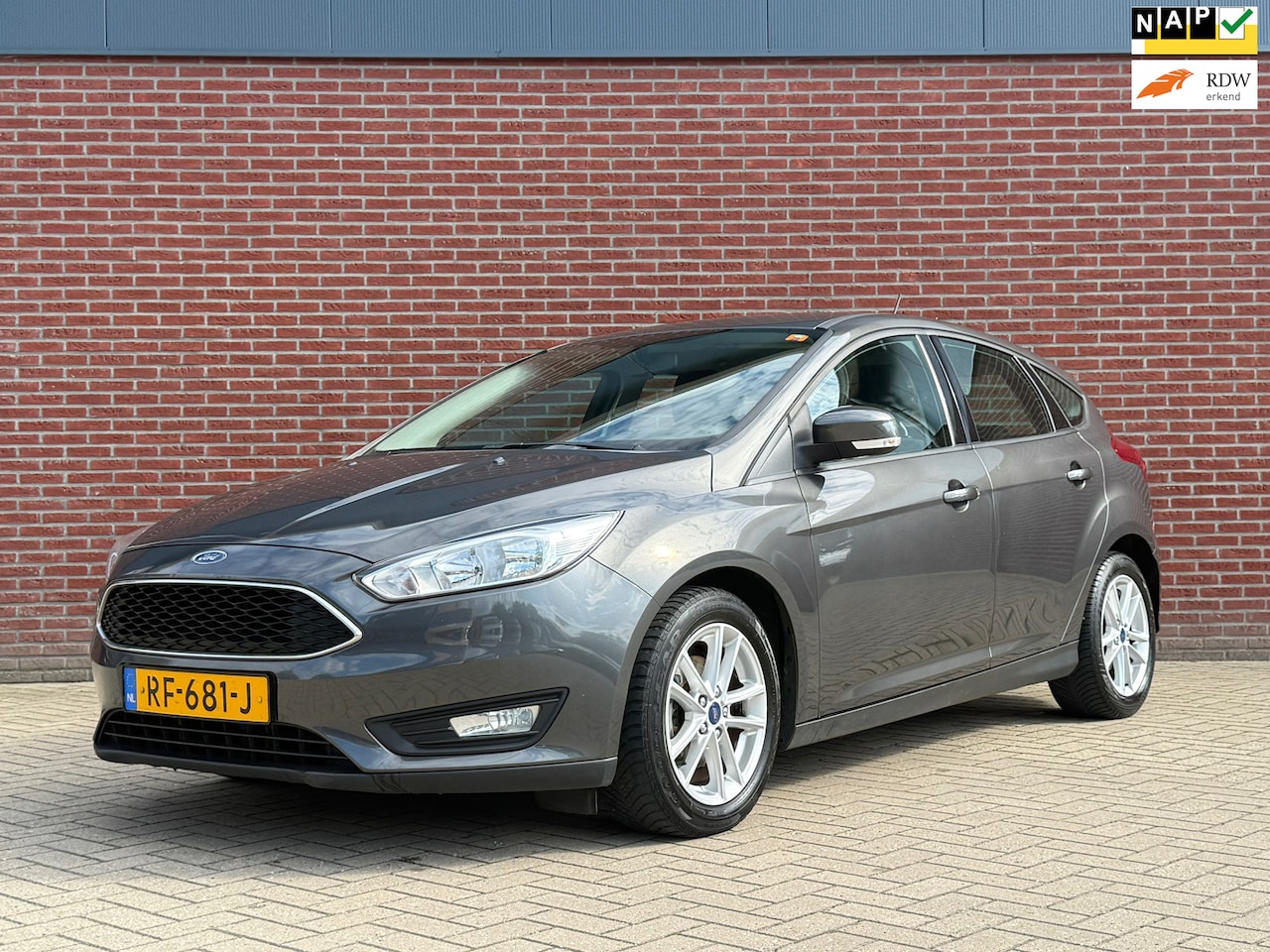 Ford Focus - 1.0 Lease Edition / Nap / Airco / Cruise / Parkeer sensoren - AutoWereld.nl