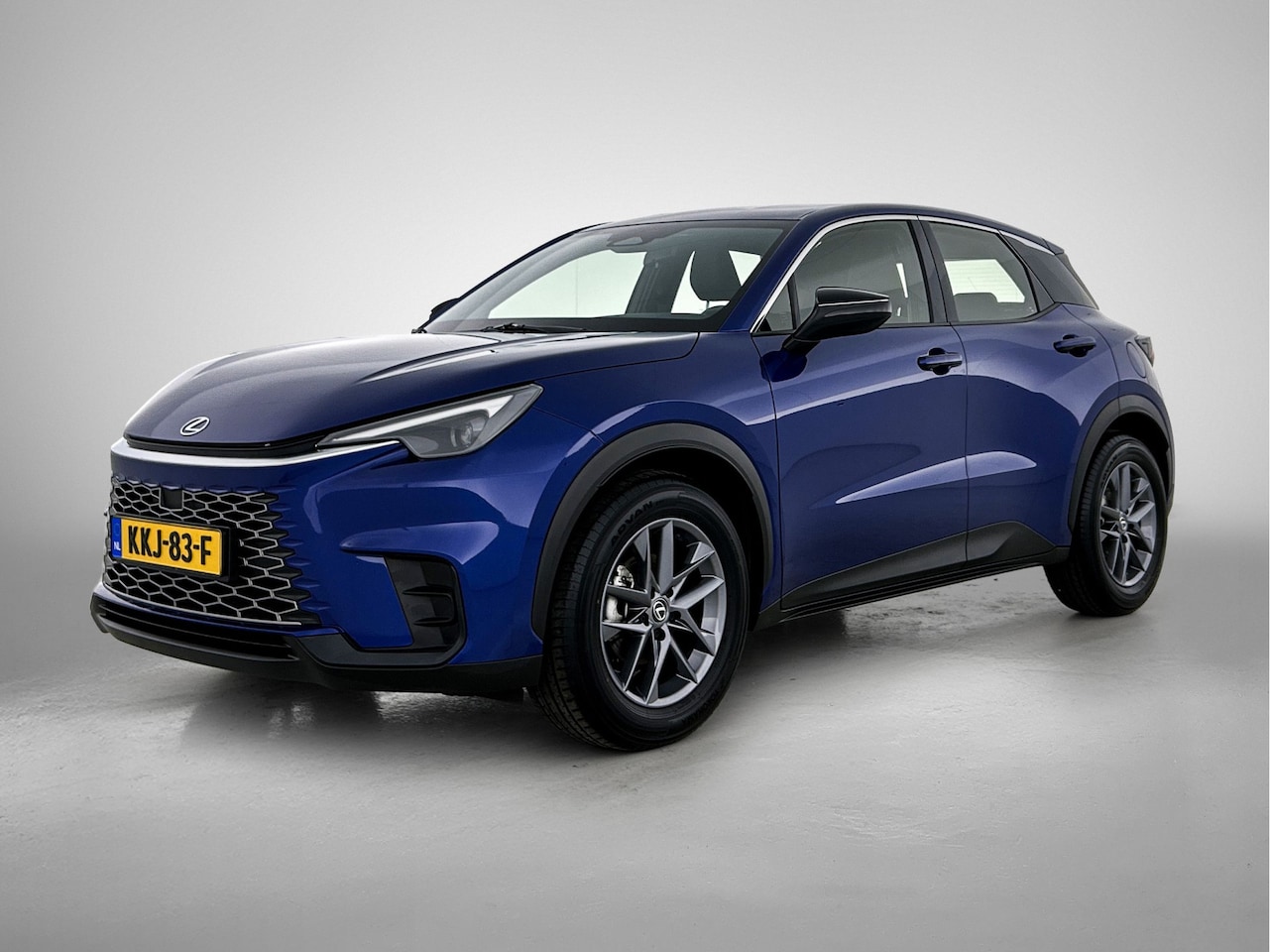Lexus LBX - 2WD | Achteruitrijcamera | Apple CarPlay / Android Auto | Lexus Link + | - AutoWereld.nl