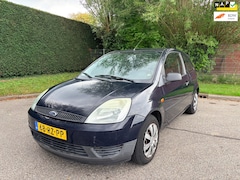 Ford Fiesta - 1.3-8V Style Met 1Jaar APK