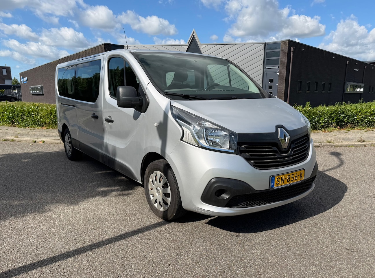 Renault Trafic Passenger - 1.6 dCi Grand Authentique Energy 1.6 dCi Grand Authentique Energy - AutoWereld.nl