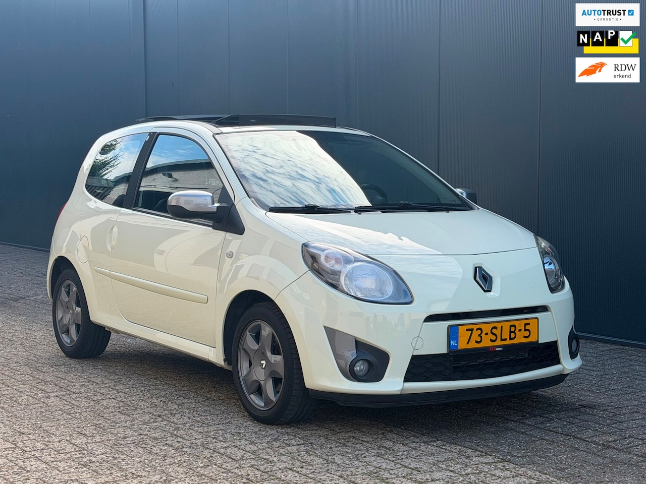Renault Twingo - 1.2-16V Panoramadak | Airco | Cruise | NAP!! - AutoWereld.nl