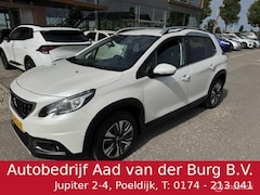 Peugeot 2008 - 1.2 PureTech Allure Automaat , Trekhaak , Navigatie , Camera , Cruise & Climate controle ,