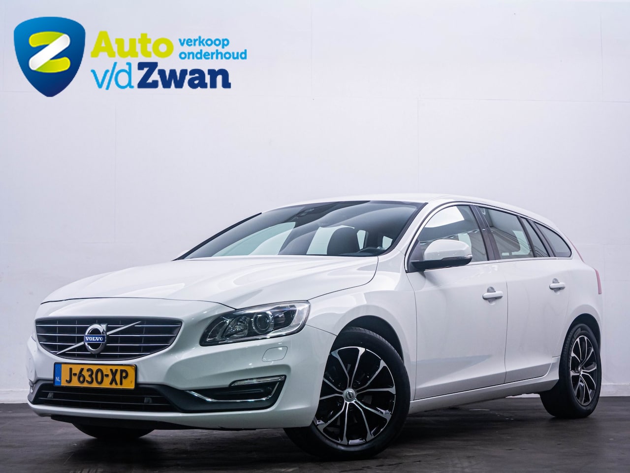 Volvo V60 - 1.5 T3 Ocean Race 'Automaat' Clima|Cruise|Navi|PDC - AutoWereld.nl