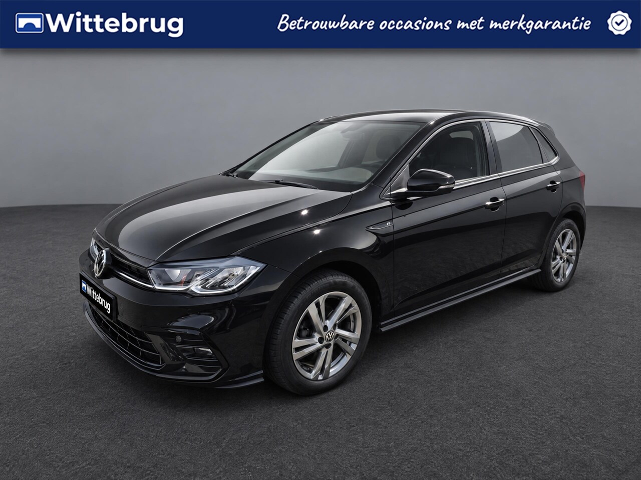 Volkswagen Polo - 1.0 TSI R-Line App-connect / Parkeersensoren / R-Line / 16"LM Velgen / Extra getint glas H - AutoWereld.nl
