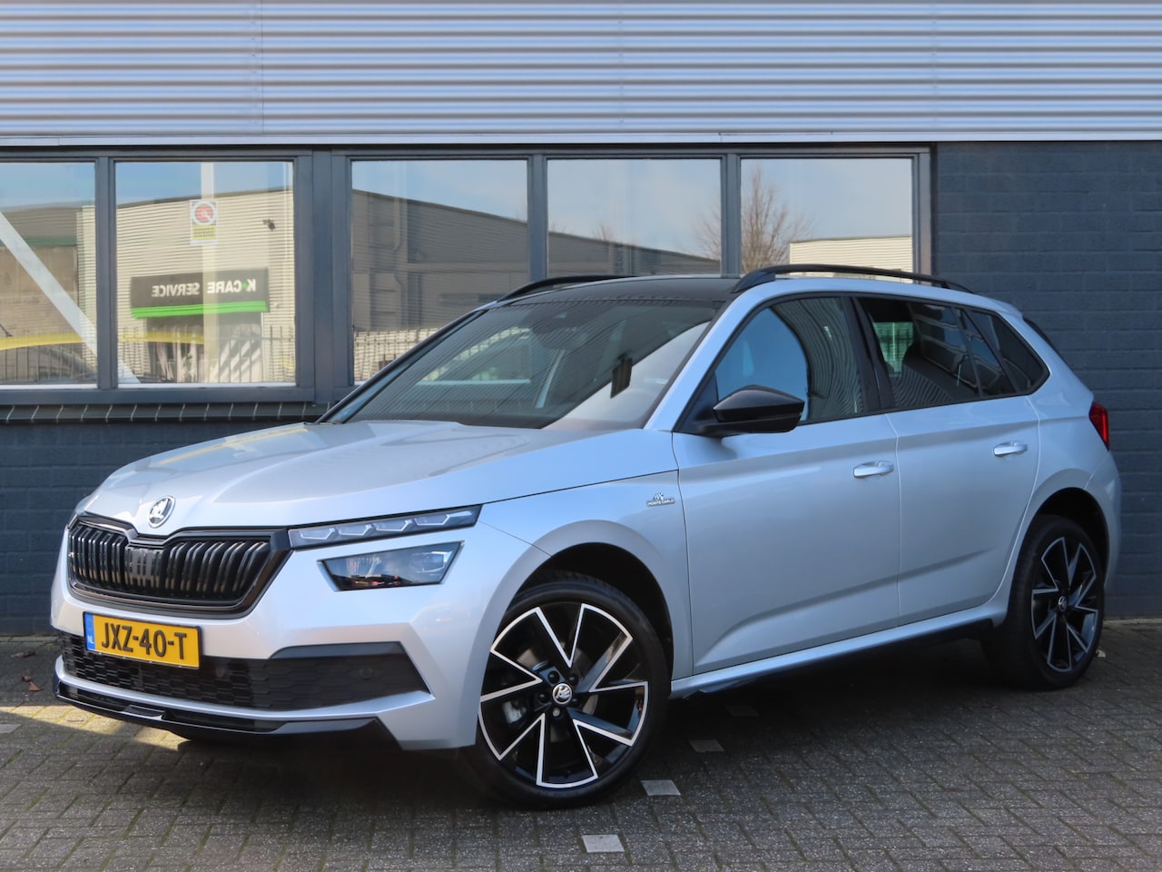 Skoda Kamiq - 1.5 TSI ACT Monte Carlo DSG | pano dak | 4S banden | stoelverwarming | verwarmbare voorrui - AutoWereld.nl