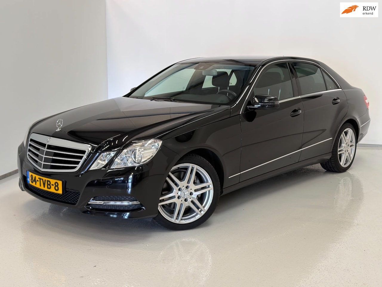 Mercedes-Benz E-klasse - 350 CDI 4-Matic / AMG / Memory / Distronic / Standkach. - AutoWereld.nl