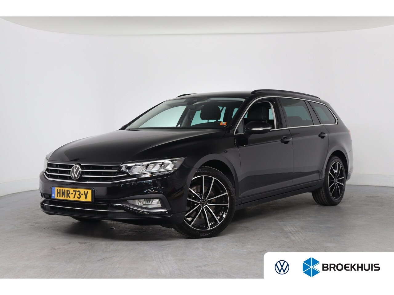 Volkswagen Passat Variant - 1.5 TSI Business | Trekhaak | Stoelverwarming | ErgoComfort | Navi | Clima | Cruise Adapti - AutoWereld.nl