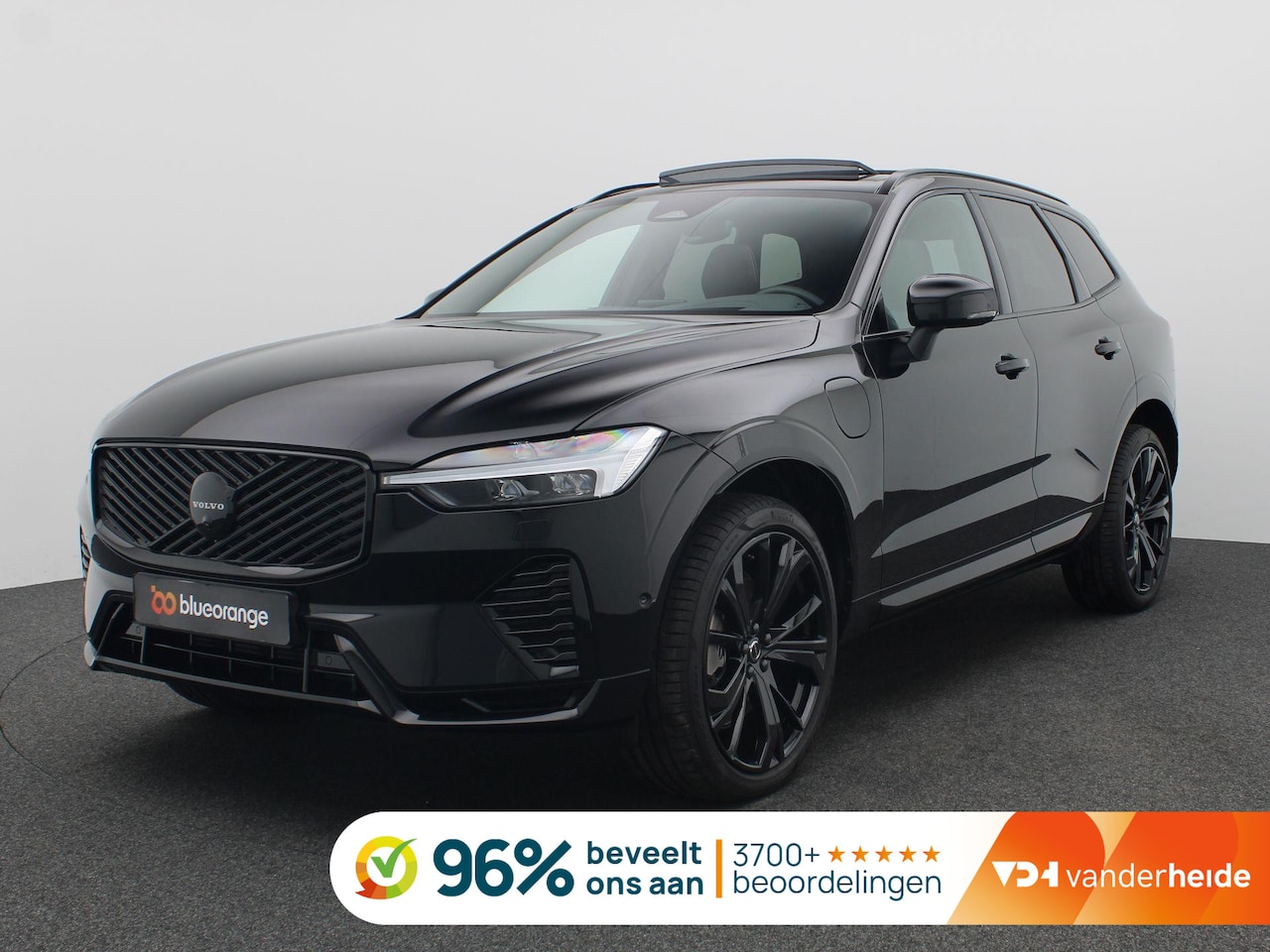 Volvo XC60 - 2.0 T6 Plug-in hybrid AWD Plus Black Edition 350PK Panoramadak, Trekhaak, 21" LM Velgen, 3 - AutoWereld.nl