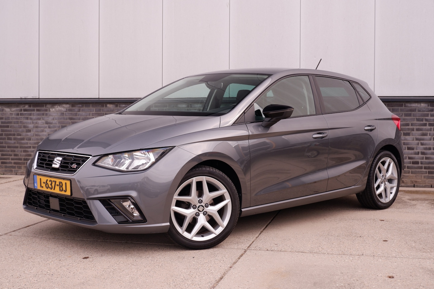SEAT Ibiza - 1.0 TSI FR Business Intense | Carplay | Navi | Climate | Alcantara | - AutoWereld.nl