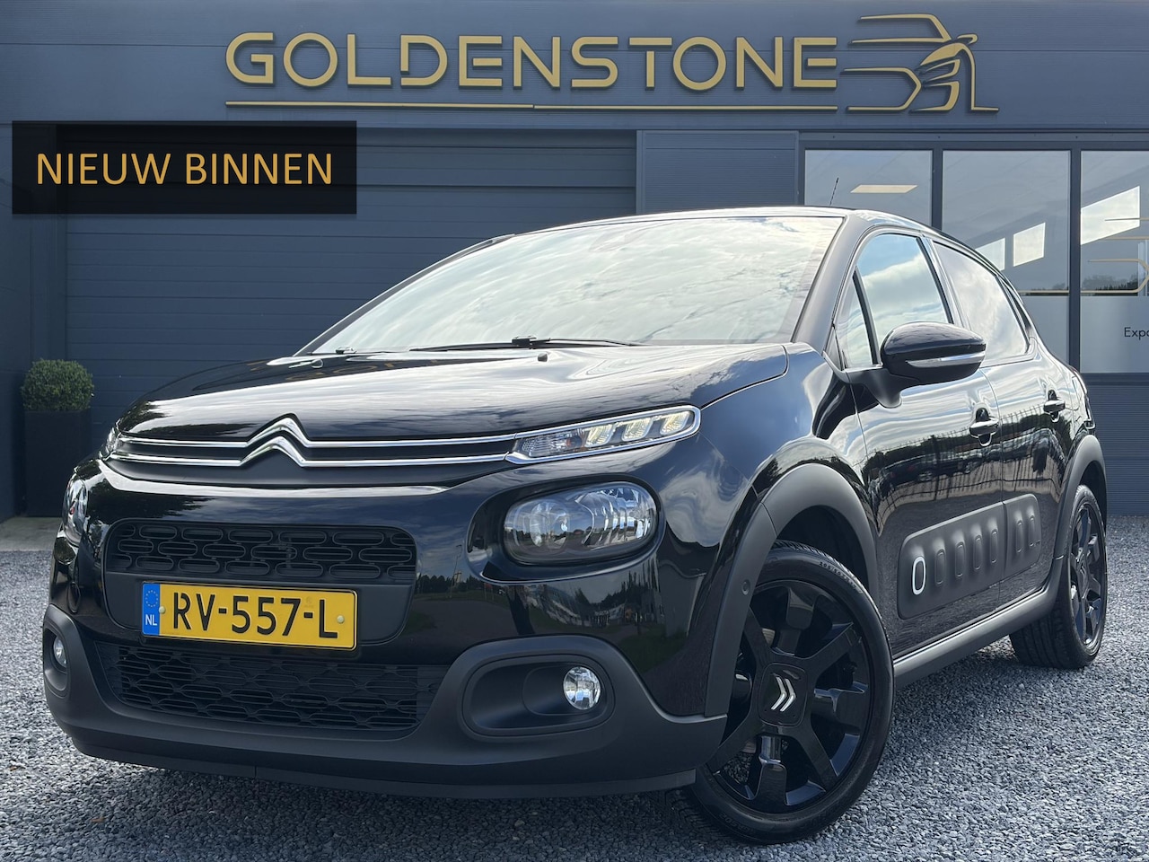 Citroën C3 - 1.2 PureTech Shine ✓Dealer Onderhouden✓2e Eigenaar✓Carplay✓Camera✓Navi✓Clima✓Cruise✓Pdc V+ - AutoWereld.nl