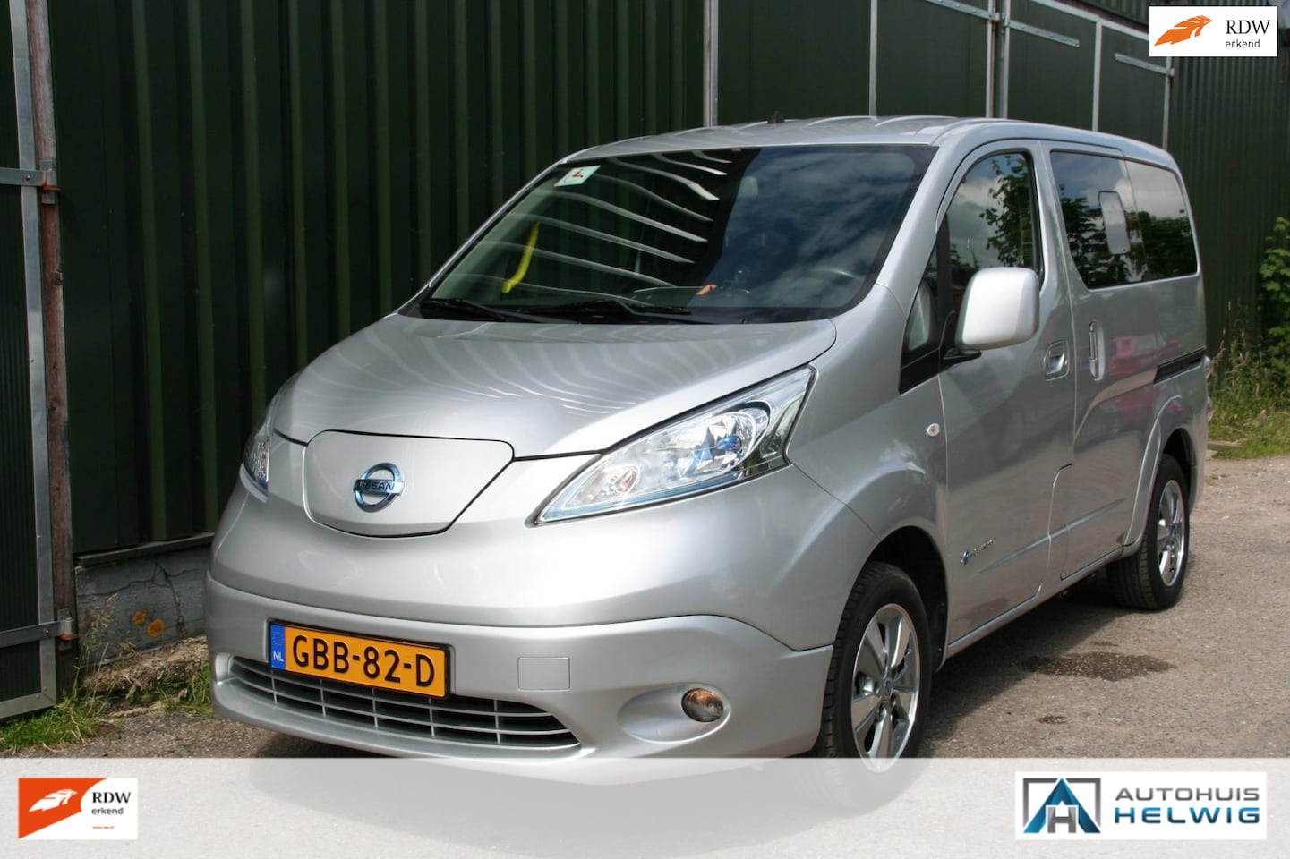 Nissan e-NV200 Evalia - 100 % ELEC 5 PEROONS + ROLSTOEL / INVALIDE ,SOH 81 % 2 X SCHUIFDEUR - AutoWereld.nl