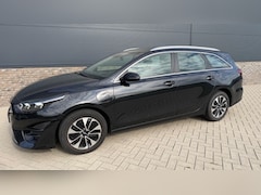 Kia Cee'd Sportswagon - Ceed 1.6 GDI PHEV DynamicLine Fabrieks-garantie / Zeer Zuinig