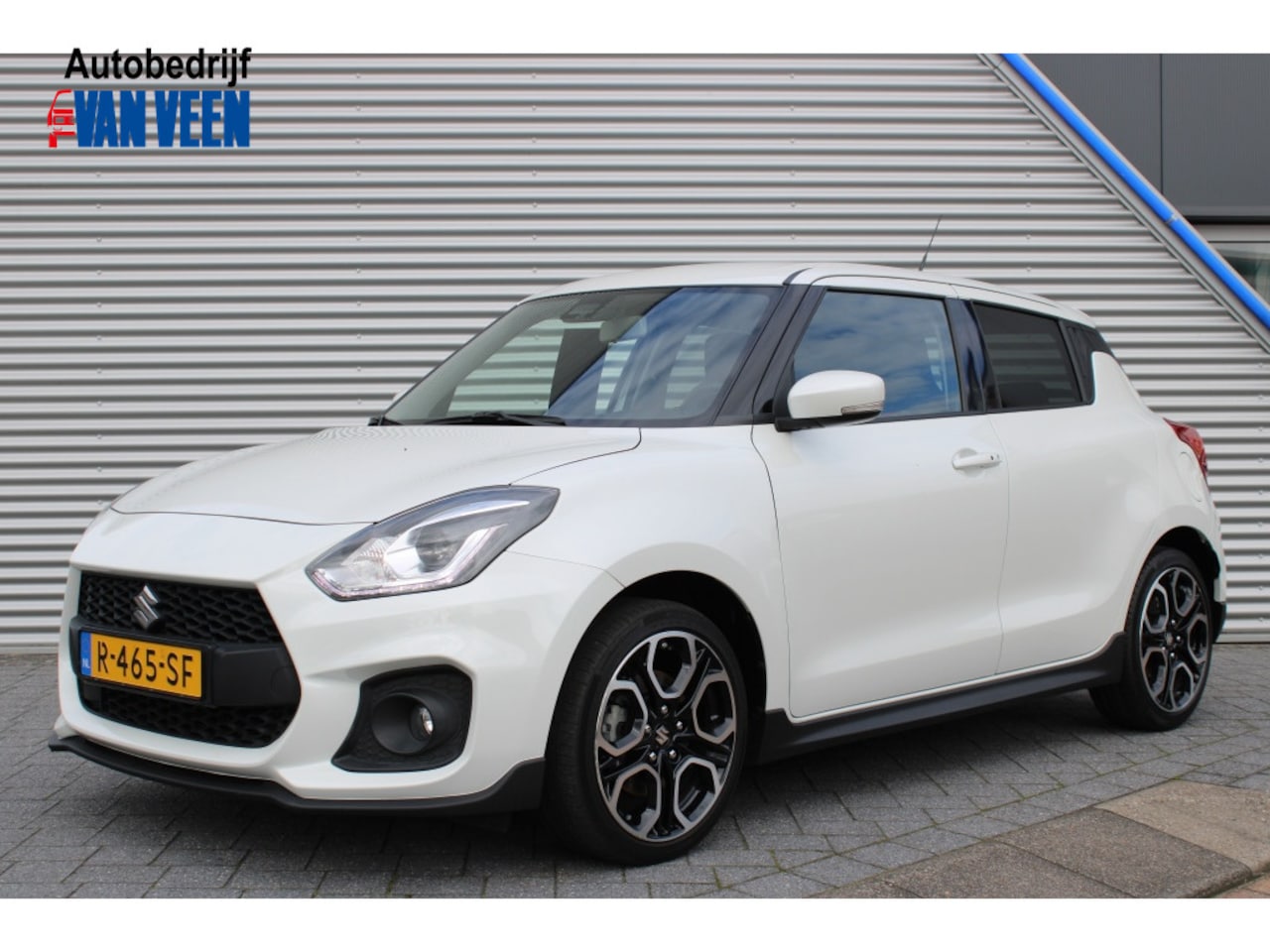 Suzuki Swift - 1.4 Sport SmartHybrid | Adap. Cruise | Navi | Clima | Camera - AutoWereld.nl