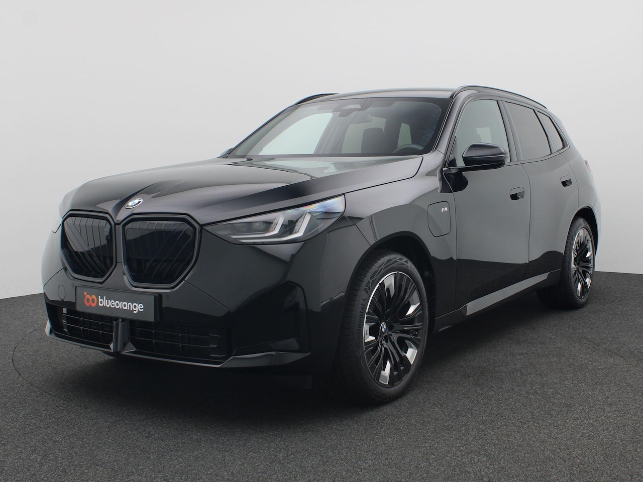 BMW X3 - 30e xDrive 299PK Aut. M-Sport, Panoramadak, Trekhaak, 20" LM Velgen, Keyless, Head-Up Disp - AutoWereld.nl