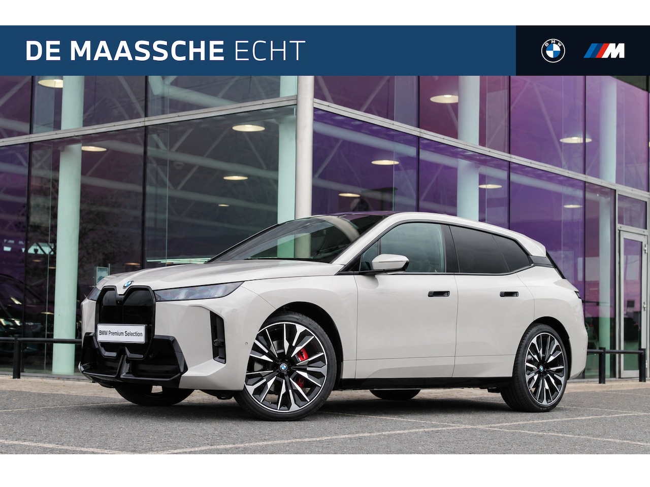 BMW iX - xDrive60 M Sport / Panoramadak Sky Lounge / Trekhaak / M Multifunctionele Stoelen / Soft-C - AutoWereld.nl