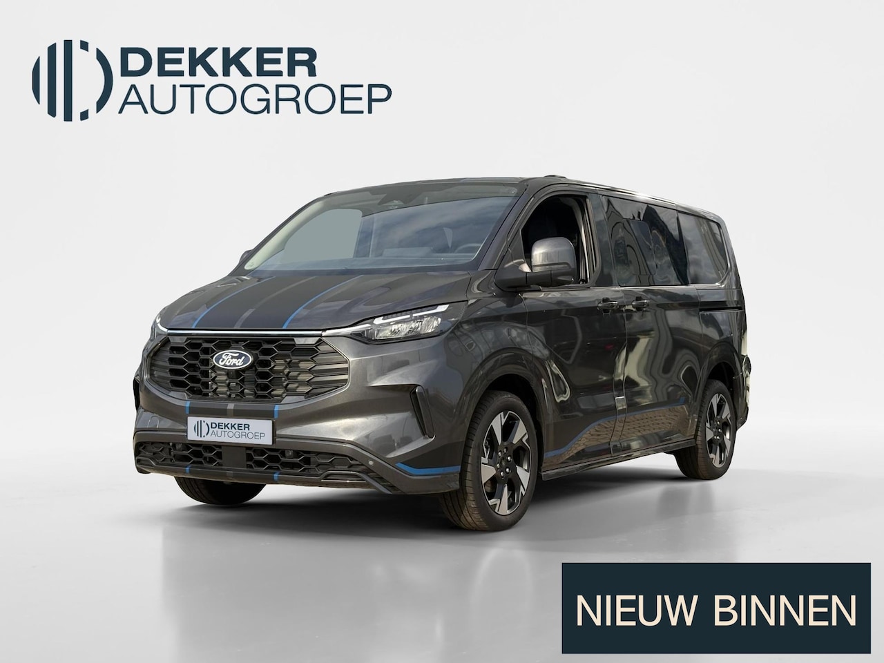 Ford Transit Custom - 320 2.0 TDCI L1H1 Sport DC AWD | trekhaak | dubbele elektrische schuifdeuren | 360 camera - AutoWereld.nl