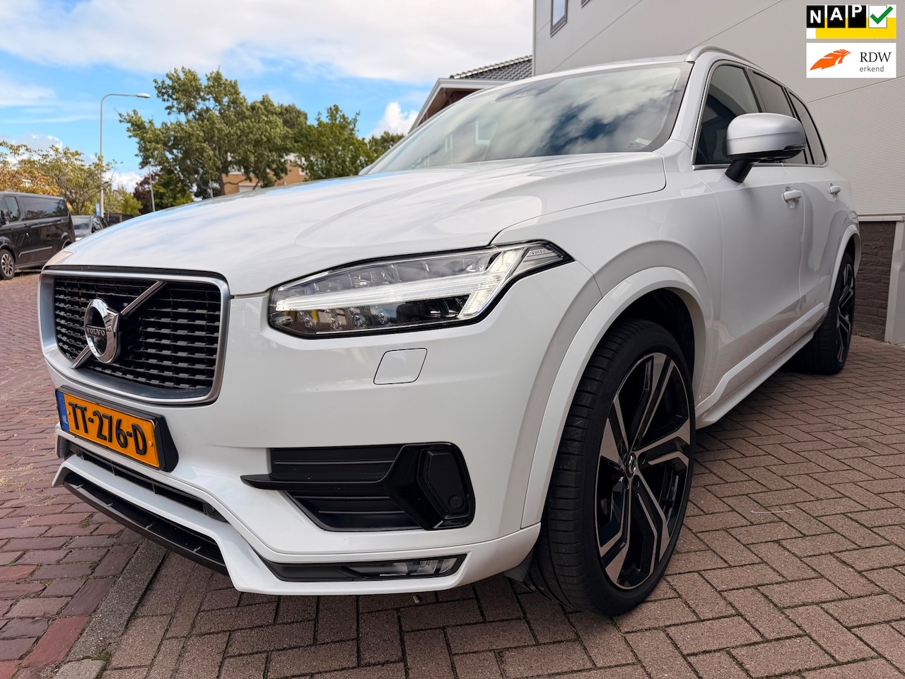 Volvo XC90 - 2.0 T5 AWD R-Design/7persoons/360 Camera/ - AutoWereld.nl