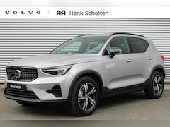 Volvo XC40 - B4 Plus Dark | Trekhaak | Panoramadak | Trekhaak | Verwarmbare voorstoelen en stuurwiel |