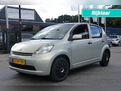 Daihatsu Sirion - 1.3-16V COMFORT KEURIGE STAAT ALL-SAESON BANDEN