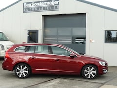 Volvo V60 - 2.4 D6 AWD Plug-In Hybrid Summum 135000 km NAP
