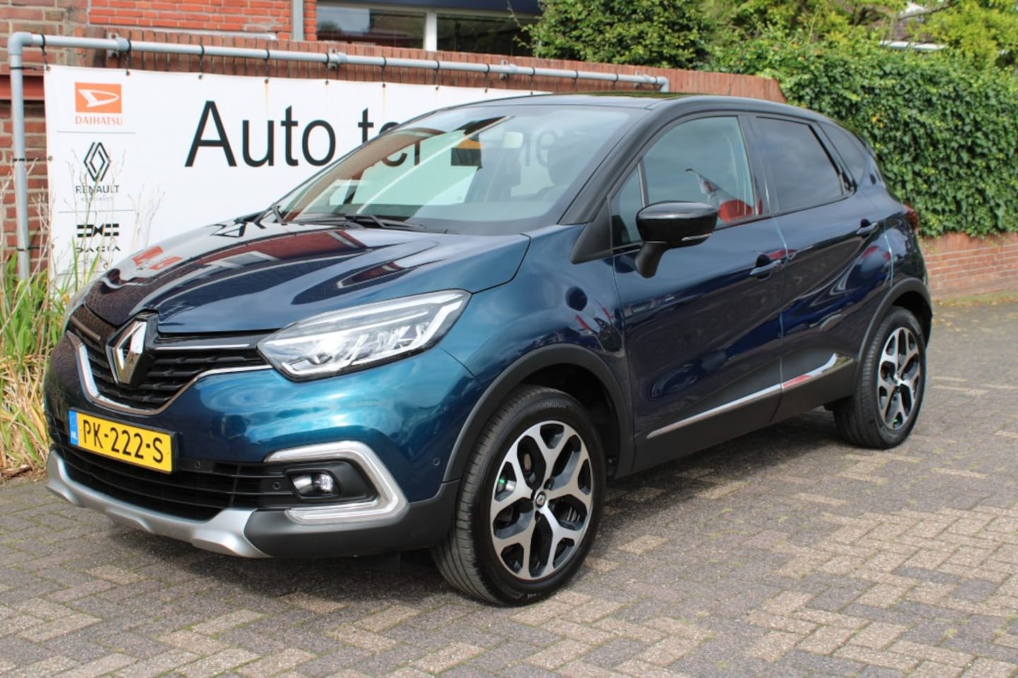 Renault Captur - TCe 90 pk Intens met o.a. afn.trekhaak/dode hoek waarschuwing/etc. - AutoWereld.nl