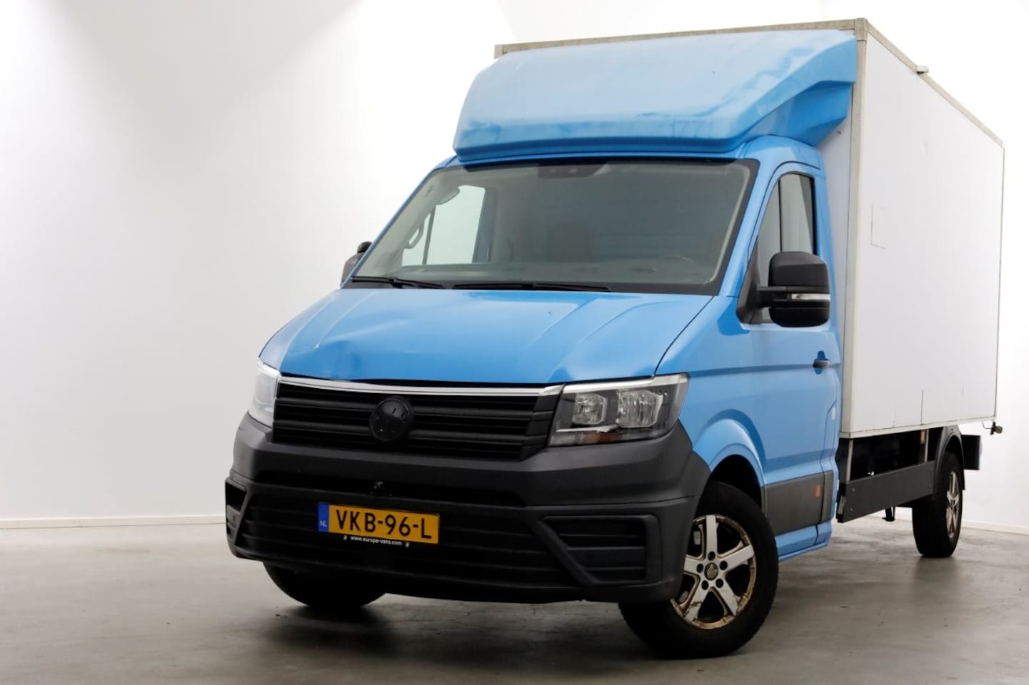 Volkswagen Crafter - 35 2.0 TDI E6 Bakwagen met achterdeuren 2-Persoons 04-2021 - AutoWereld.nl