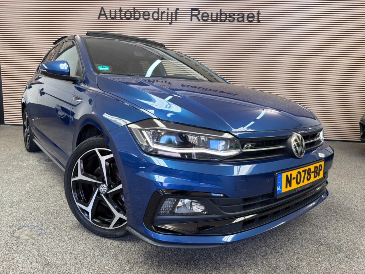 Volkswagen Polo - 1.0 TSI R-Line Dsg Panodak Virtual Carplay Clima Navi Cruise Incl 12Mnd Garantie - AutoWereld.nl