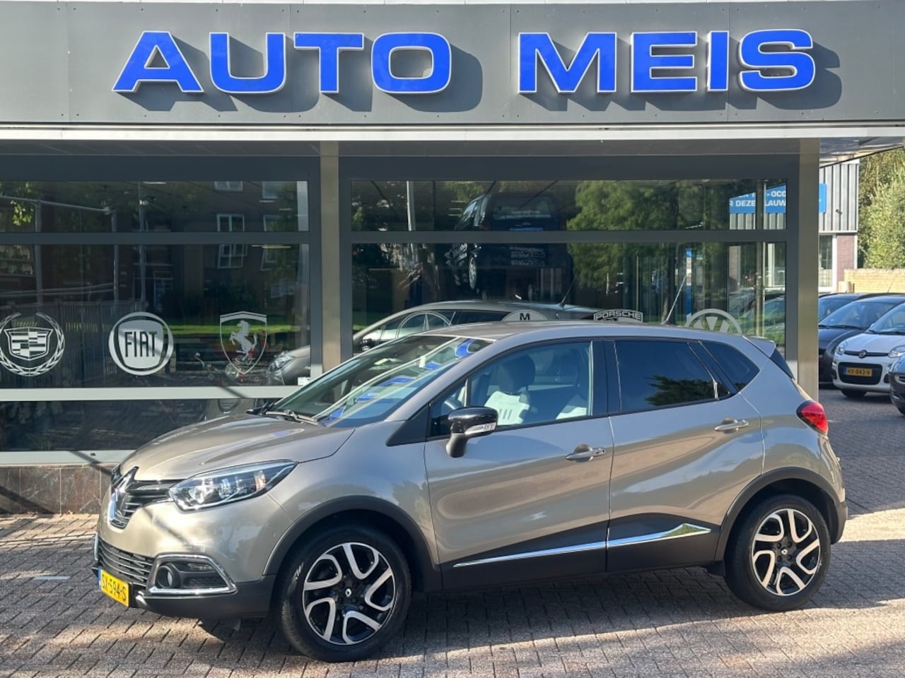 Renault Captur - 1.2 DYNAMIC AutomaatNavi Camera Airco Trekhaak - AutoWereld.nl