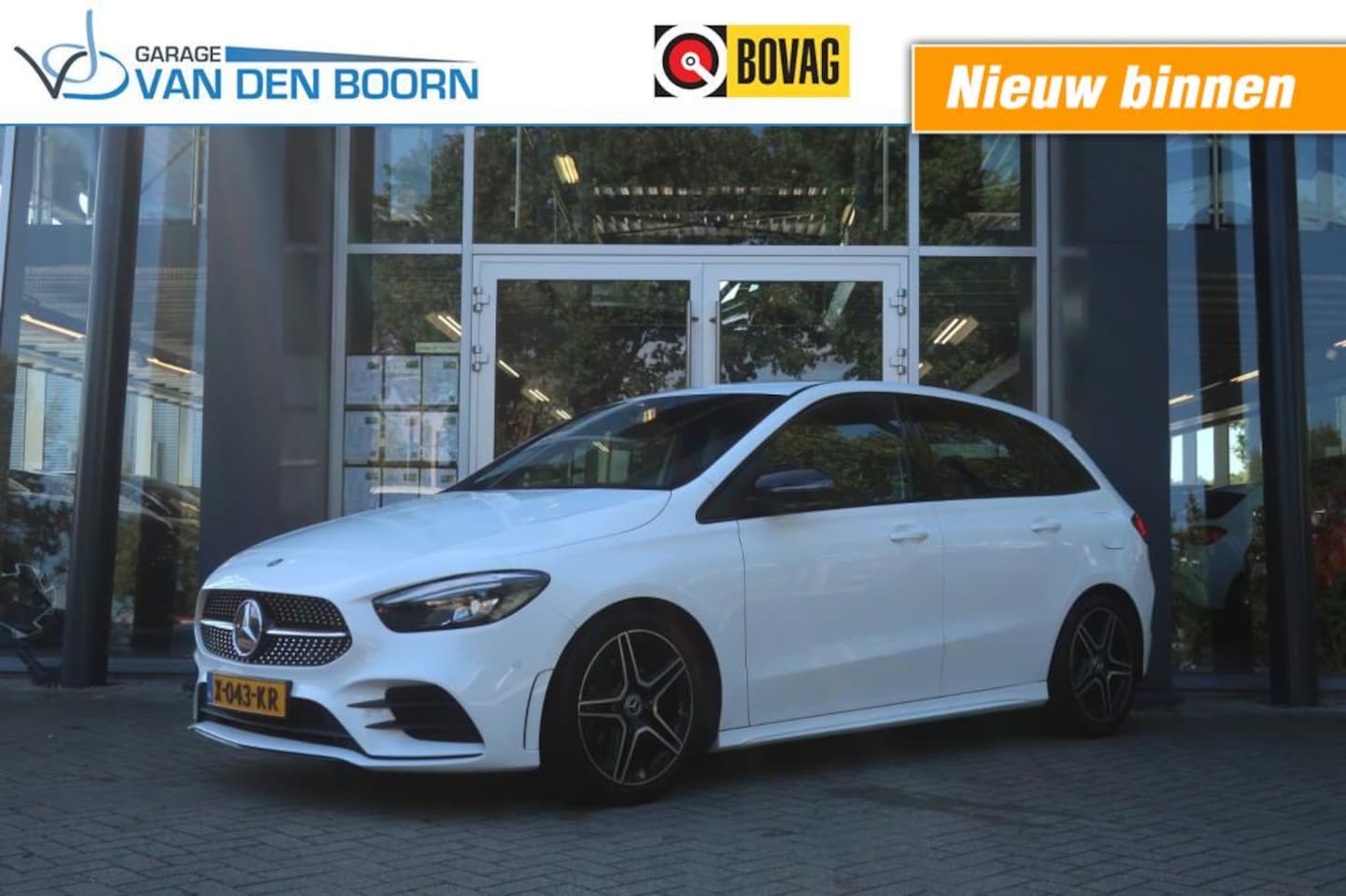 Mercedes-Benz B-klasse - B180, AMG-Line, Dodehoek, Stoelverw, Trekhaak, Burmester incl subwoofer etc. - AutoWereld.nl