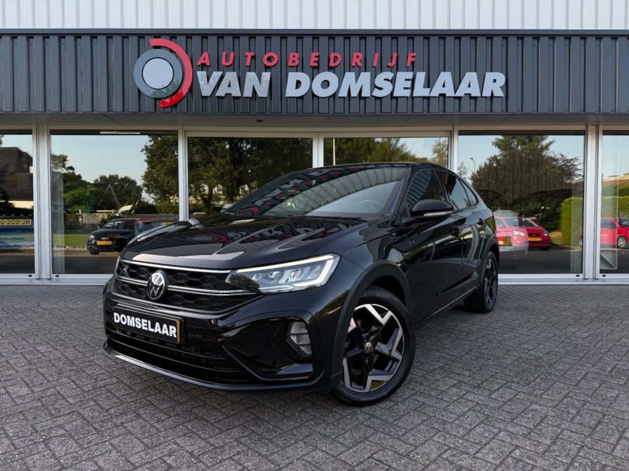 Volkswagen Taigo - 1.0 TSI R-Line Business - Pano LED Carplay ACC - AutoWereld.nl