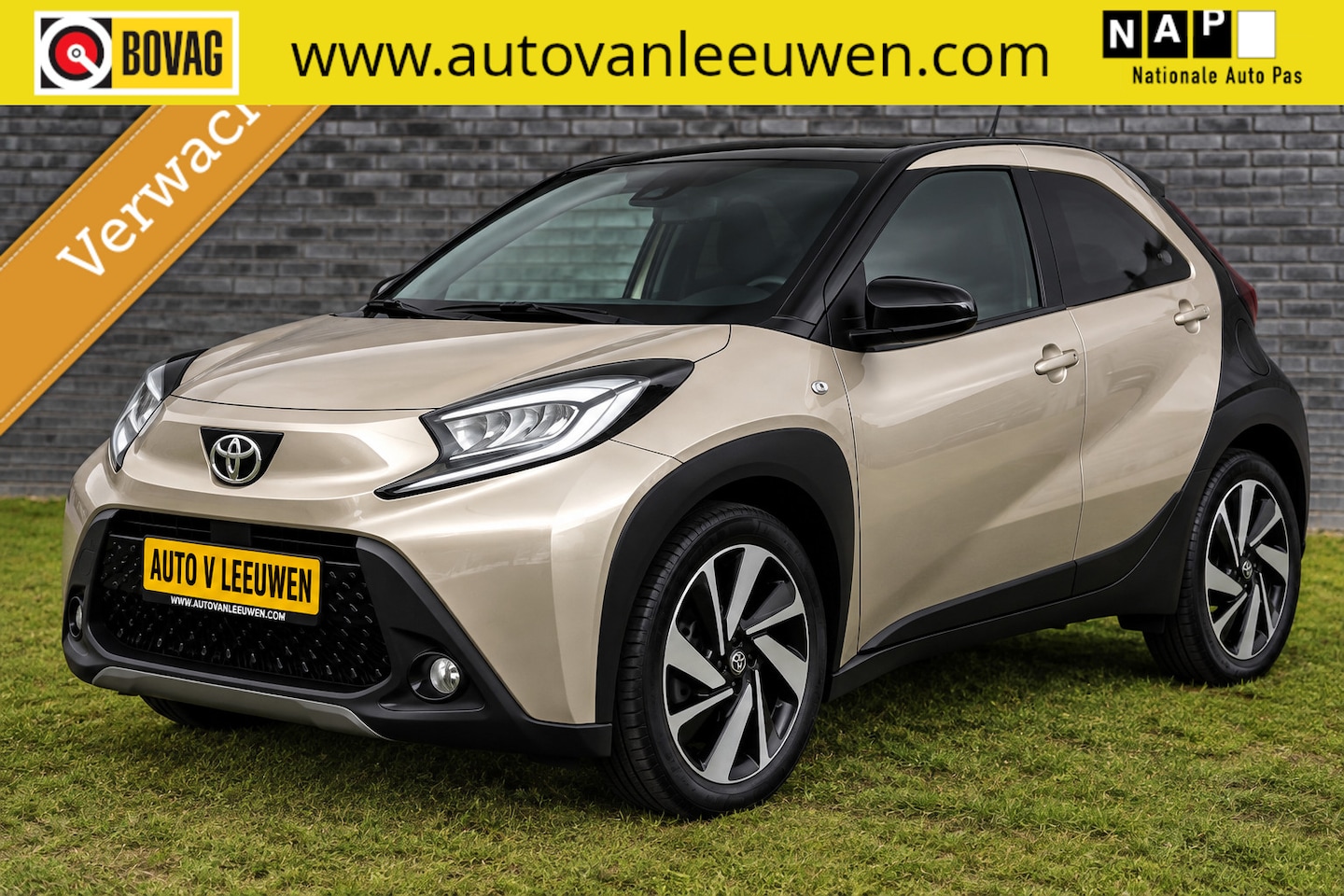 Toyota Aygo X - 1.0 VVT-i S-CVT Envy GOLD AUTOMAAT/CAMERA/ETC.! - AutoWereld.nl