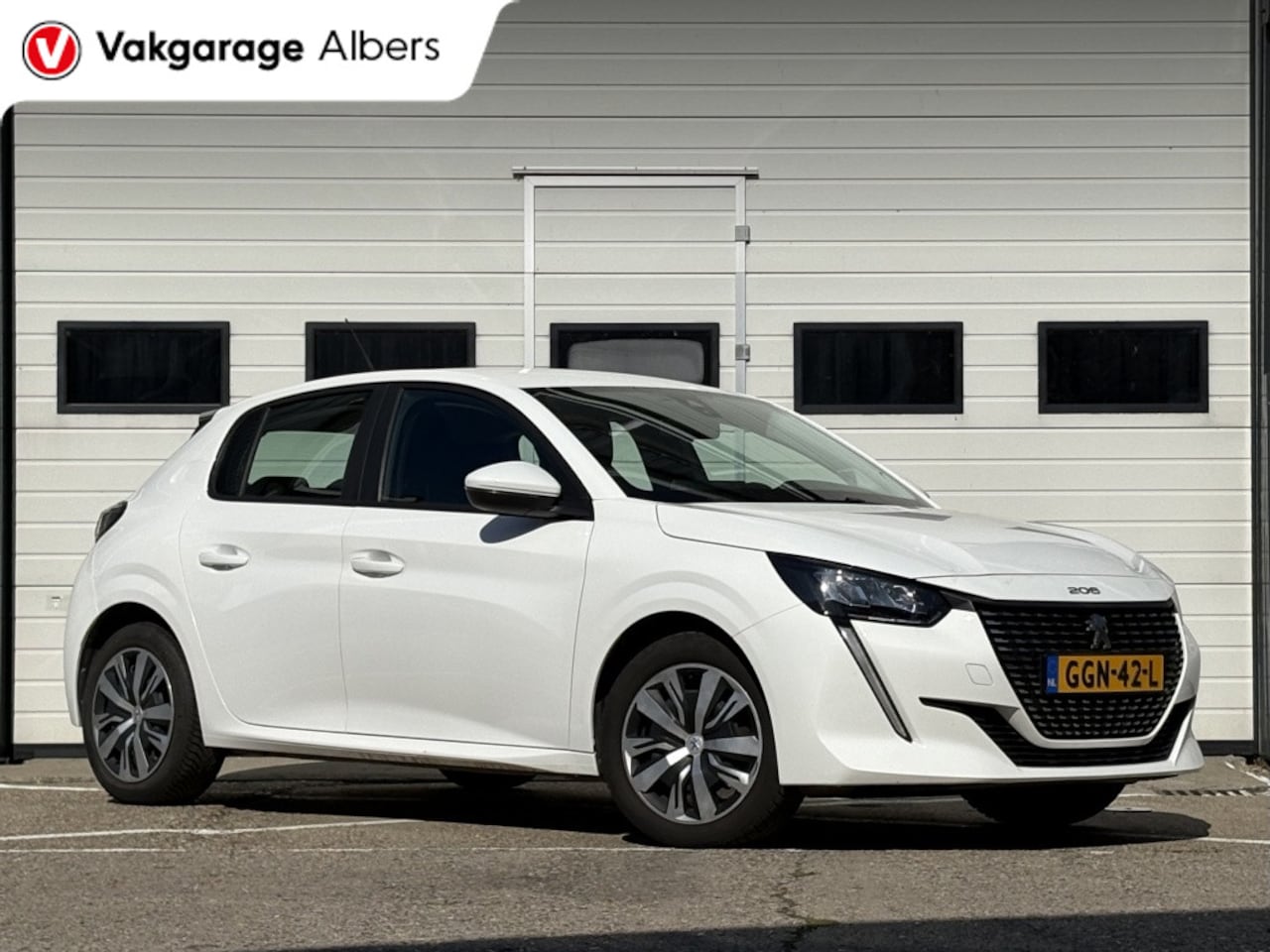 Peugeot 208 - 1.2 PT BL Active Navi | Airco | Camera | Apple carplay - AutoWereld.nl