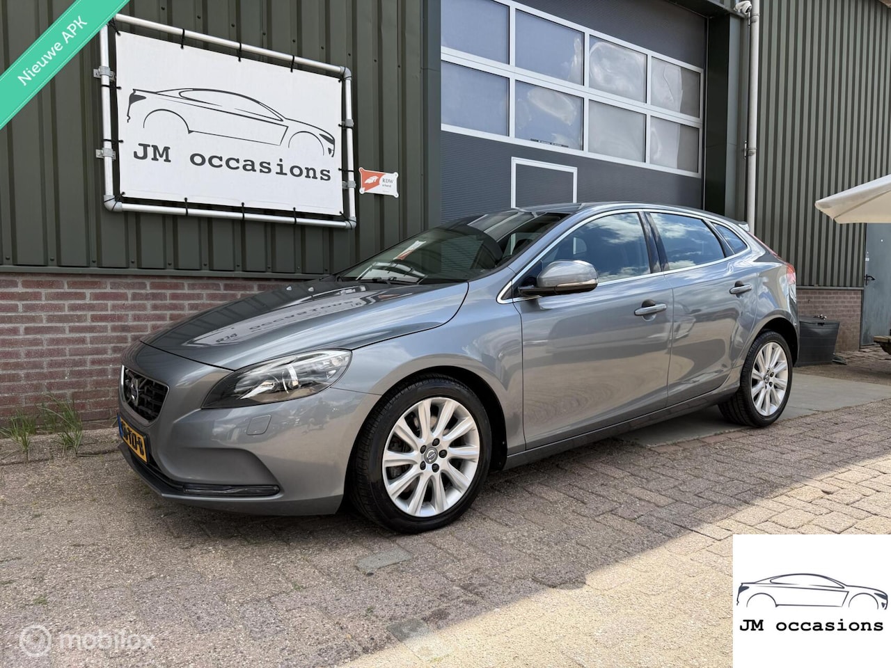 Volvo V40 - 2.0 T5 Momentum|Clima|Cruise|Xenon|PDC|PDC|245 PK| - AutoWereld.nl