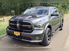 Dodge Ram 1500 - 5.7 V8 4x4 Quad Cab 6'4 Laramie Schuifdak Leer Nav