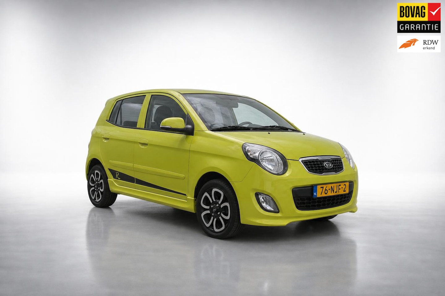 Kia Picanto - 1.1 R-SportbyKia|clima|NAP|jaar APK - AutoWereld.nl
