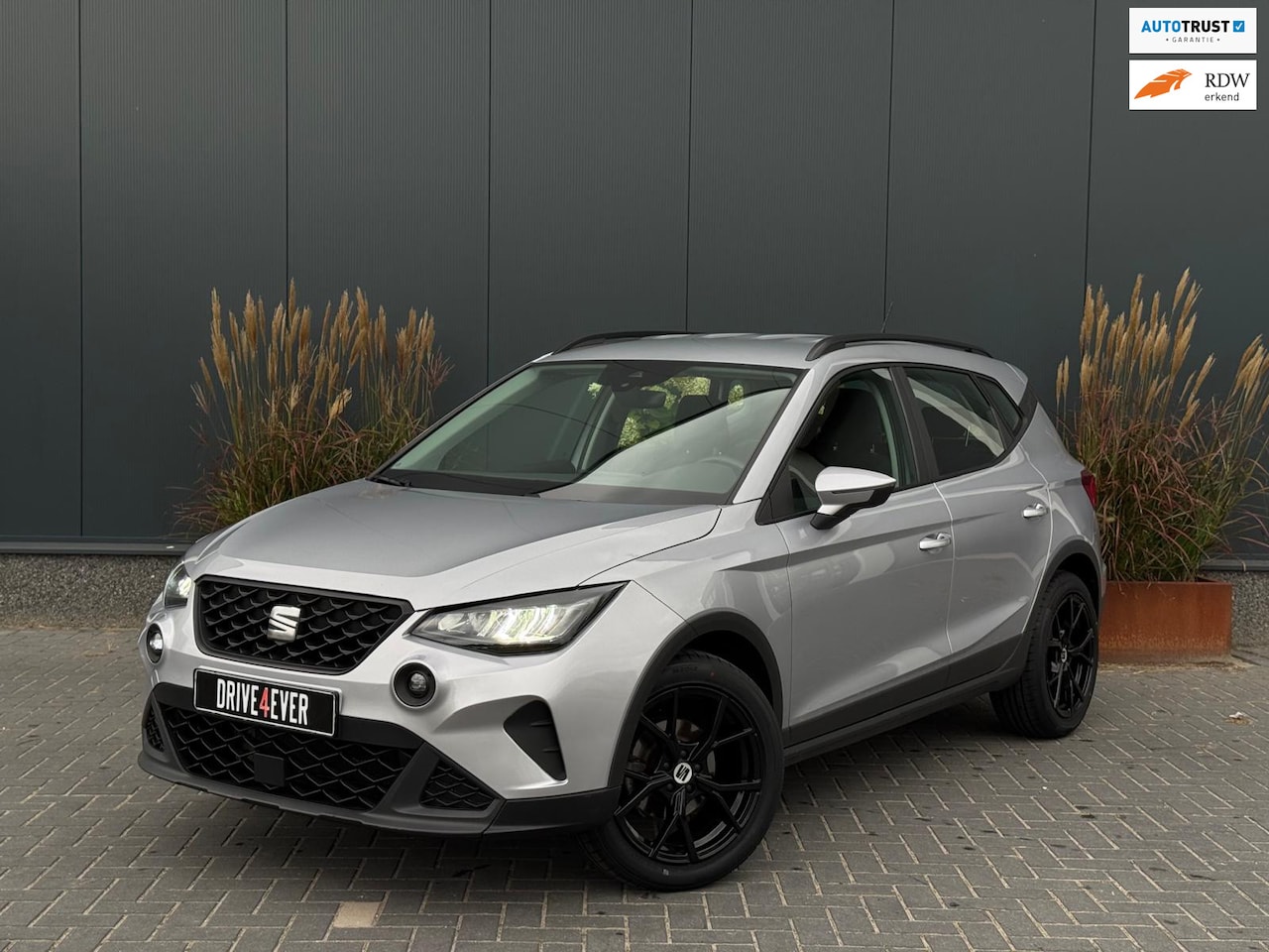 SEAT Arona - 1.0 TSI Style |SPORTVELGEN|Carplay|PDC|Airco|Cruise Control - AutoWereld.nl