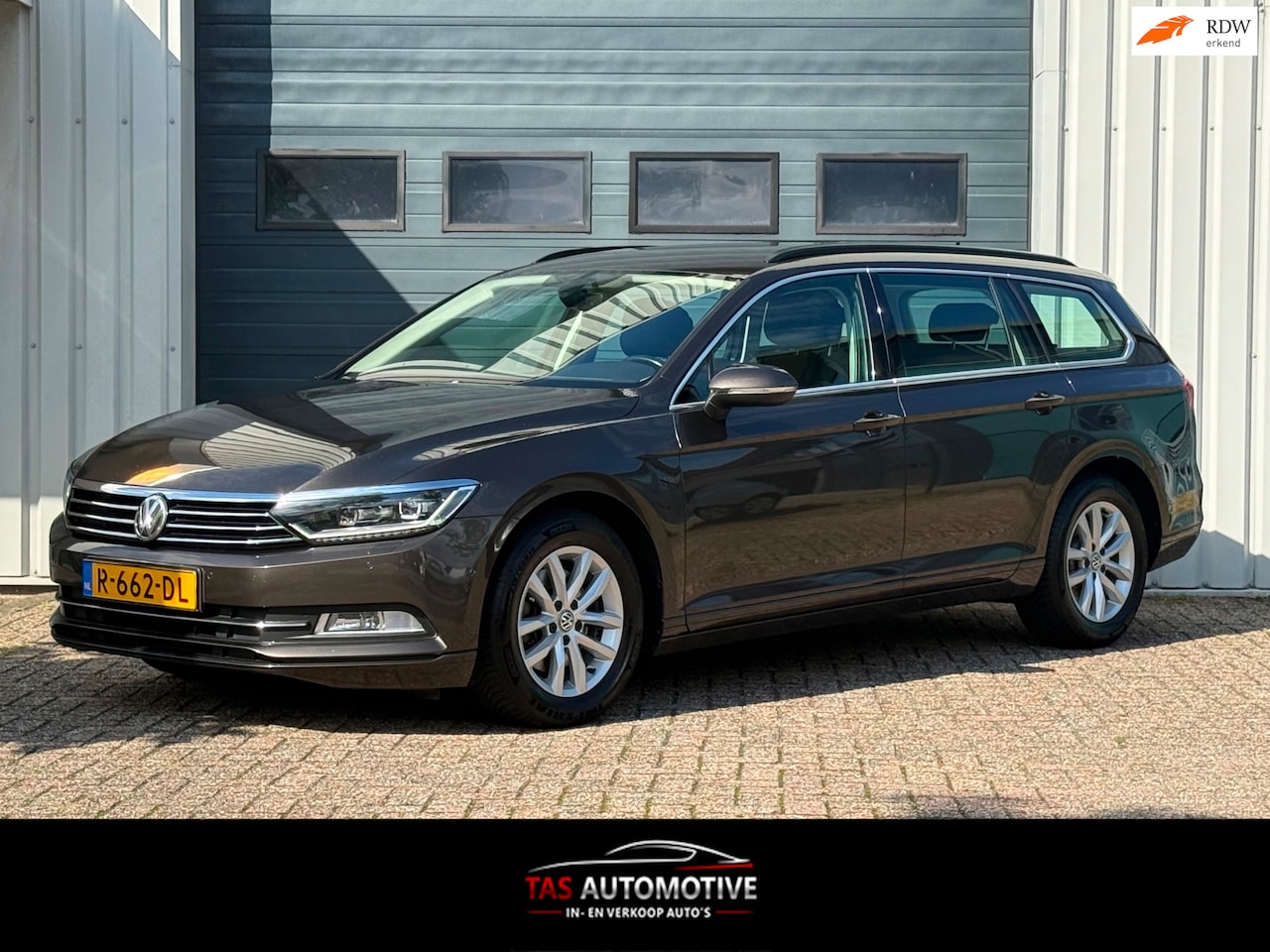 Volkswagen Passat Variant - 1.6 TDI Comfortline NAVI/ADAPTIVE - AutoWereld.nl