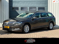 Volkswagen Passat Variant - 1.6 TDI Comfortline NAVI/ADAPTIVE