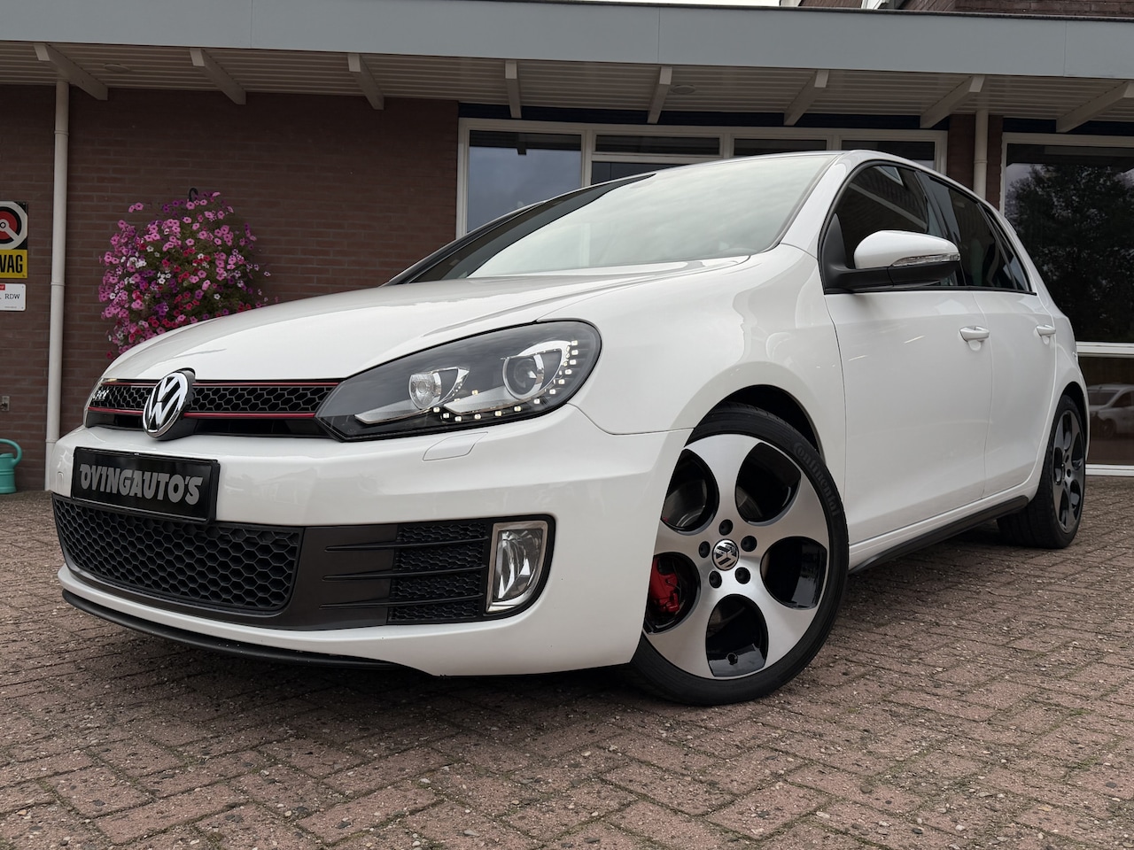 Volkswagen Golf - 2.0 GTI | Orig. NL | Advance Pakket | Bluetooth | Clima | Park. Sens. A - AutoWereld.nl