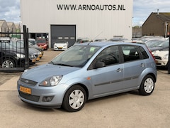 Ford Fiesta - 1.4-16V Ambiente 5-DEURS, AIRCO, APK TOT 03-10-27, STUURBEKRACHTIGING, ELEK-RAMEN, RADIO-C