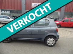 Toyota Yaris - 1.3 VVT-i S-Line 5 DEURS MET AIRCO