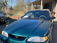 Ford Mustang Convertible - 3.8 V6 Convertible V6