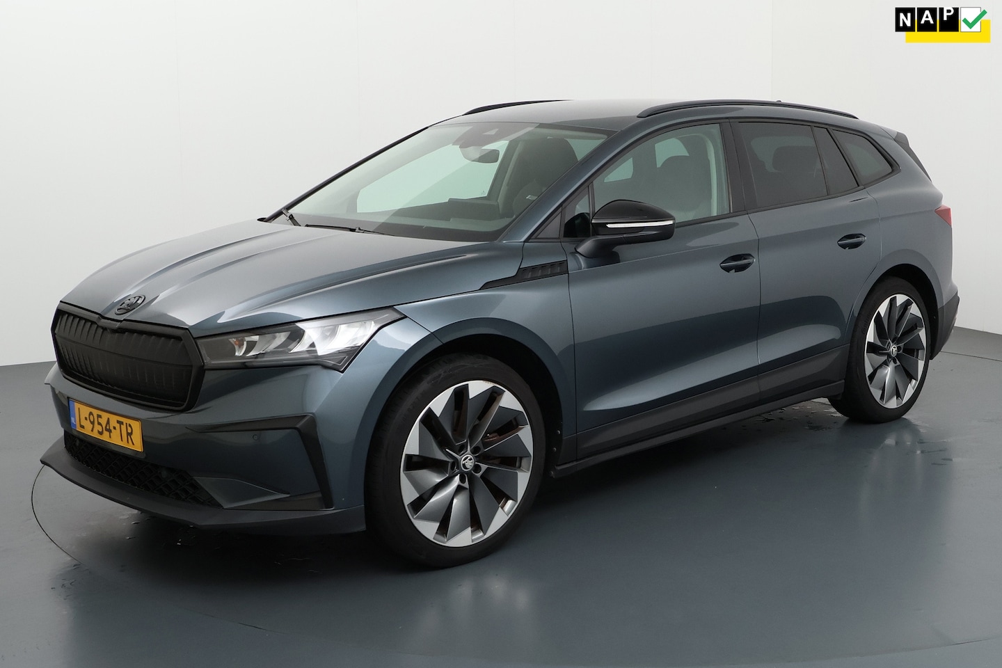 Skoda Enyaq iV - 60|Navigatie|PDC|Carplay|Trekhaak|Airco|LED|Keyless - AutoWereld.nl