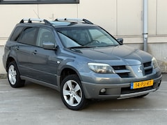 Mitsubishi Outlander Sport - 2.0 4WD Warrior / APK / AIRCO / Inruil Mog