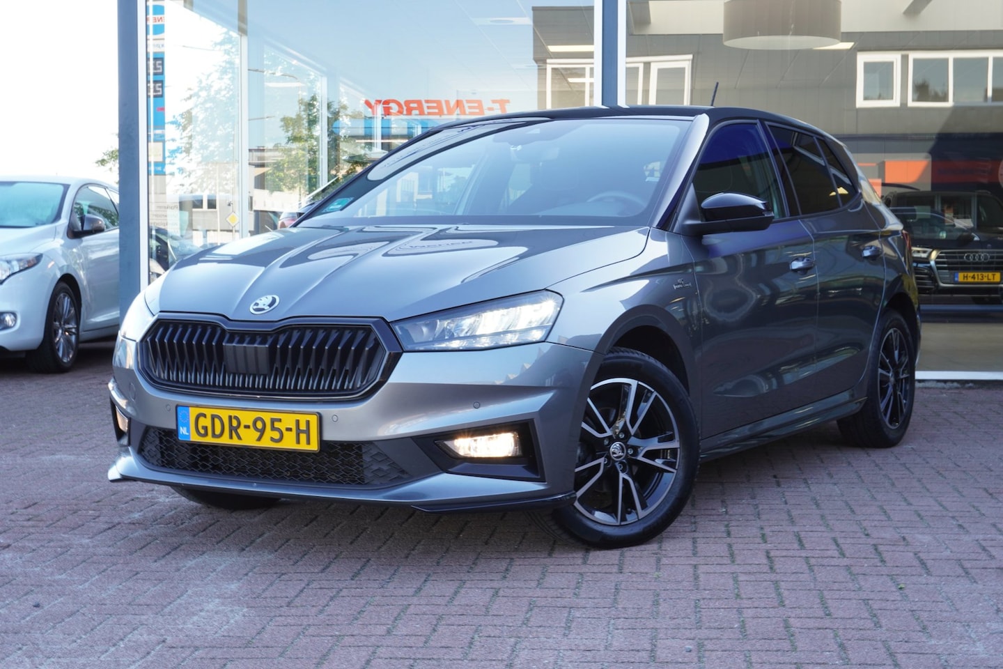 Skoda Fabia - 1.0 TSI Monte Carlo | Handgeschakeld | Airco | Navigatie | Vol opties | 116.000KM | Inruil - AutoWereld.nl