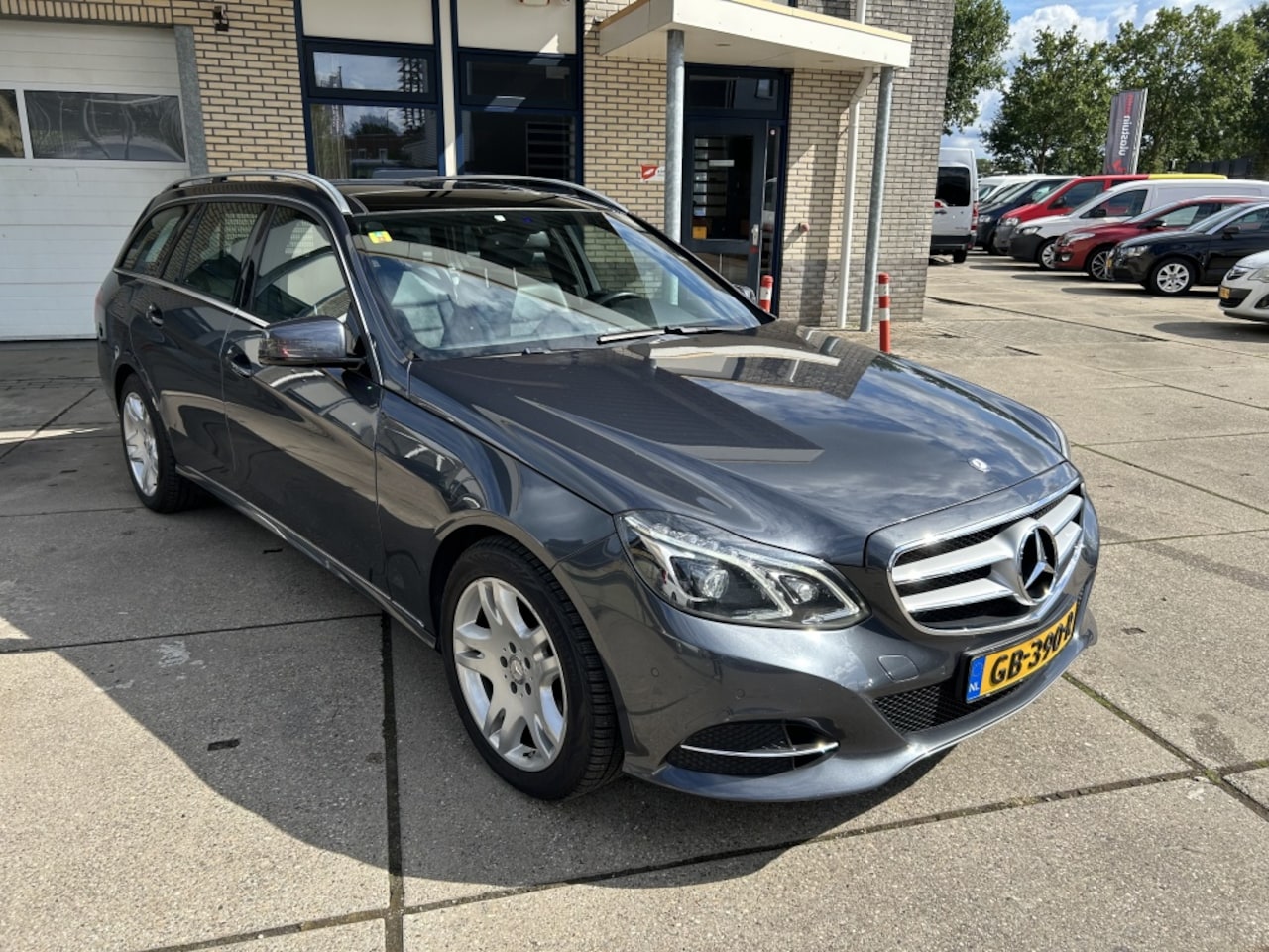 Mercedes-Benz E-klasse Estate - 300 BT. HY. Lease Ed - AutoWereld.nl