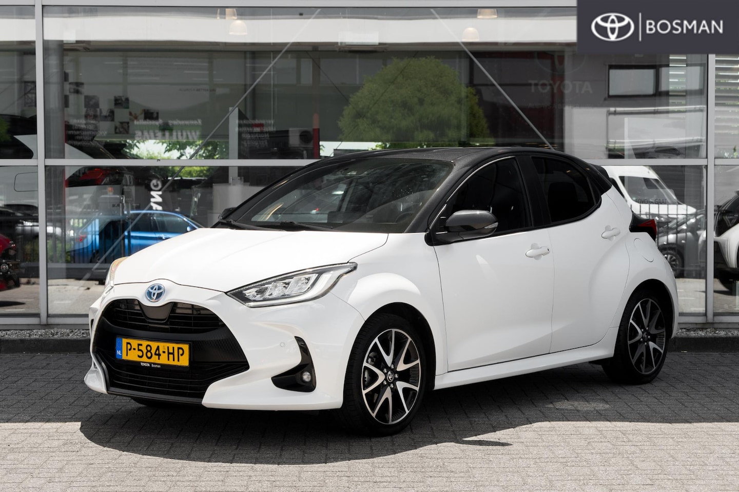Toyota Yaris - 1.5 Hybrid Executive 1.5 Hybrid Executive - AutoWereld.nl